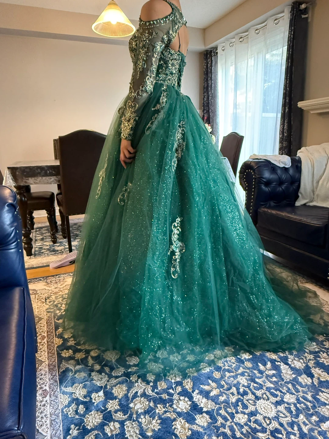 Emerald Green Ball Gown with Intricate Embellishments - photo 3