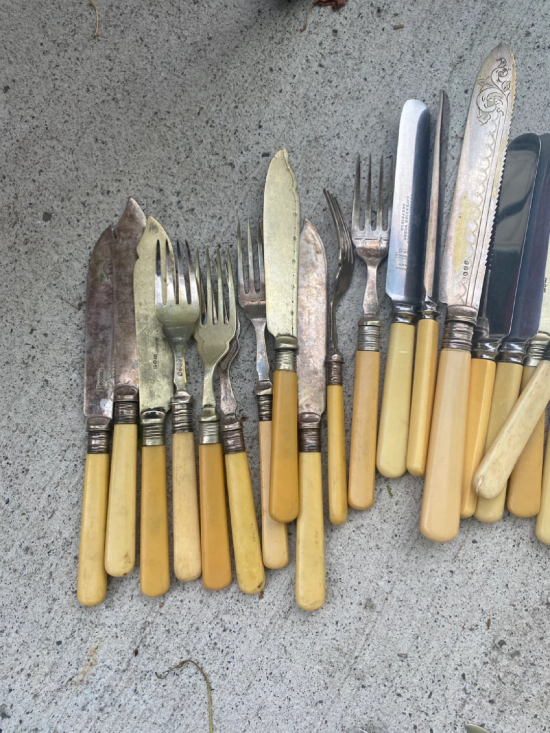 Vintage Mixed Cutlery Set with Bakelite Handles(54pieces) - photo 4