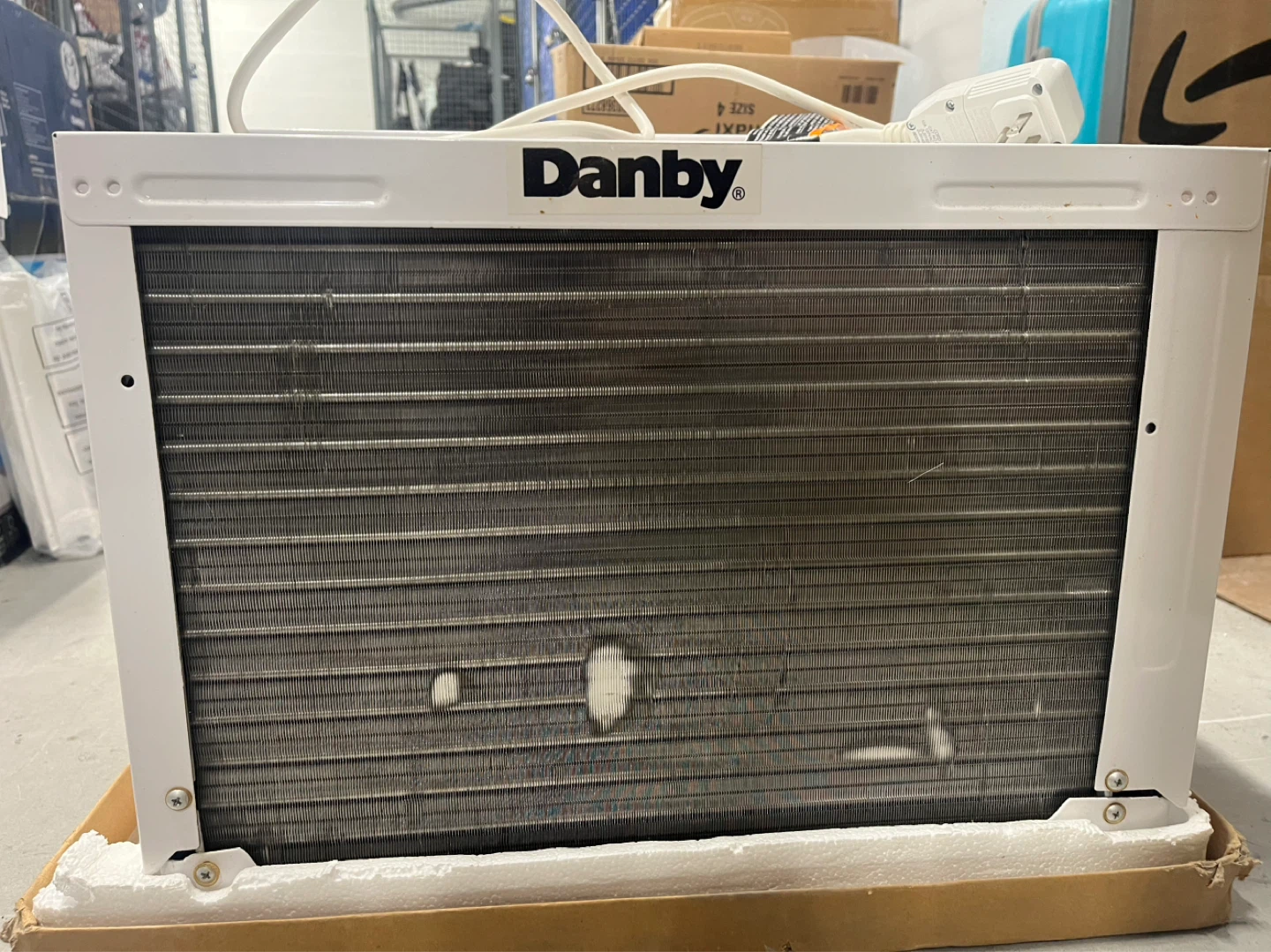Danby 6,000 BTU Window Air Conditioner - photo 3