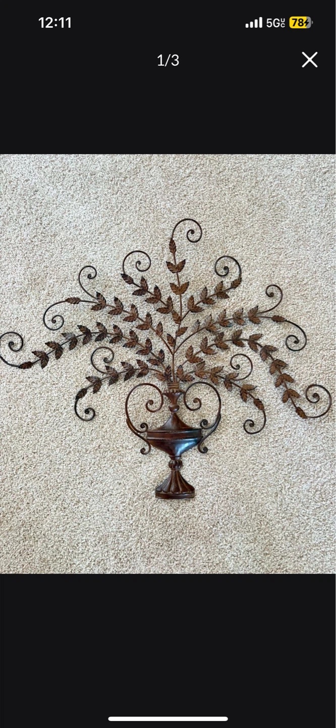Metal Wall Art Urn with Leaves