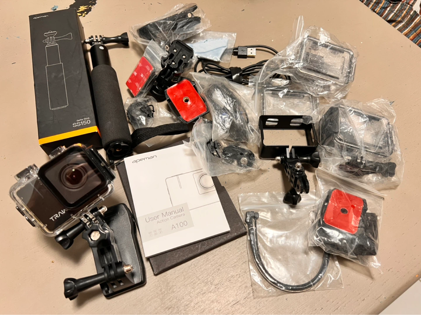 Apeman Action Camera A100 with Accessories - photo 2