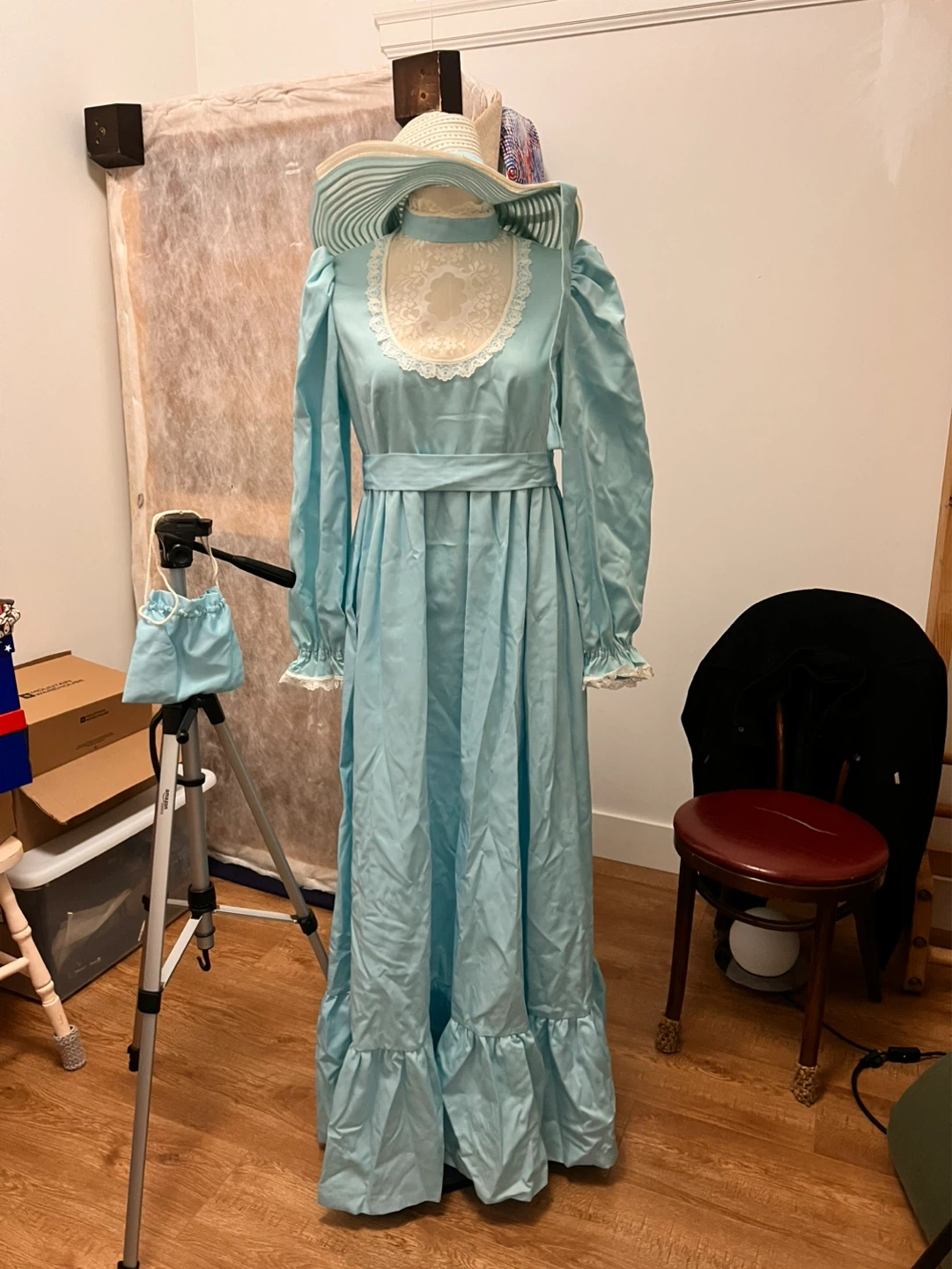 Light Blue Long Sleeve Maxi Dress with Lace Collar