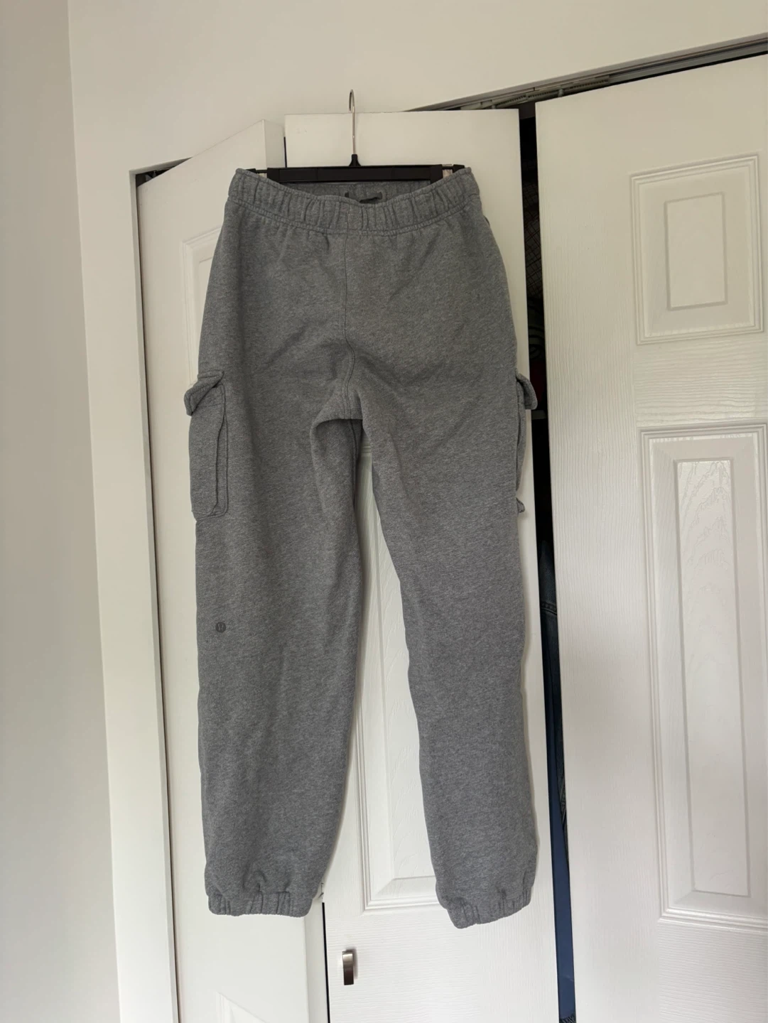 Lululemon Scuba Mid-Rise Oversized Cargo Joggers XXS Grey - photo 2