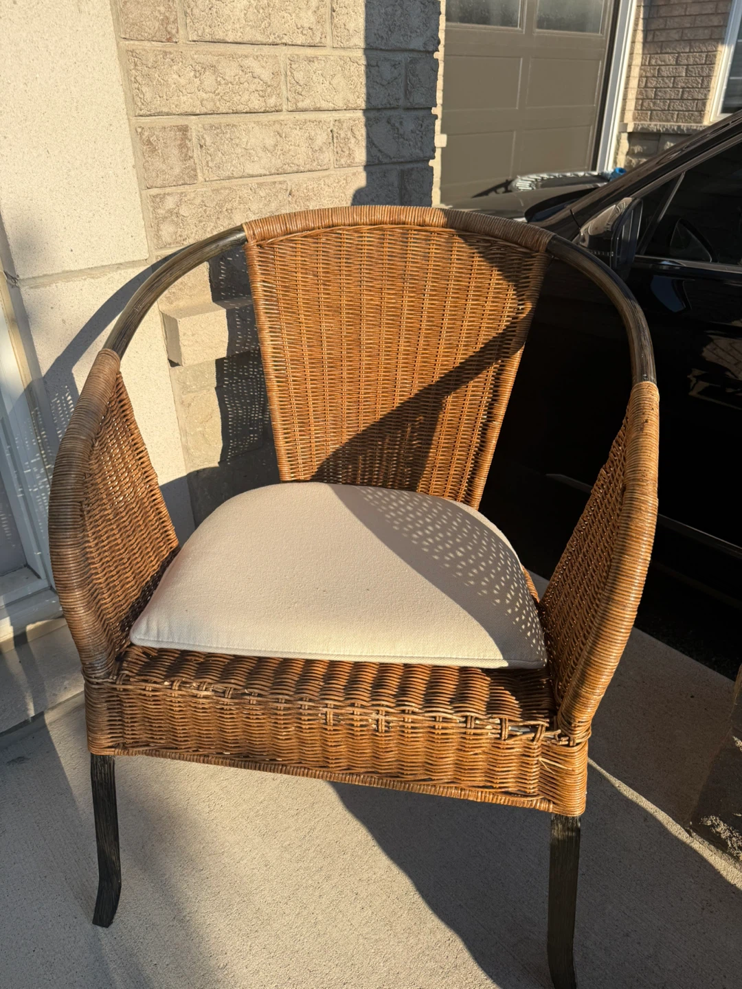 Wicker Patio Chairs with Cushions