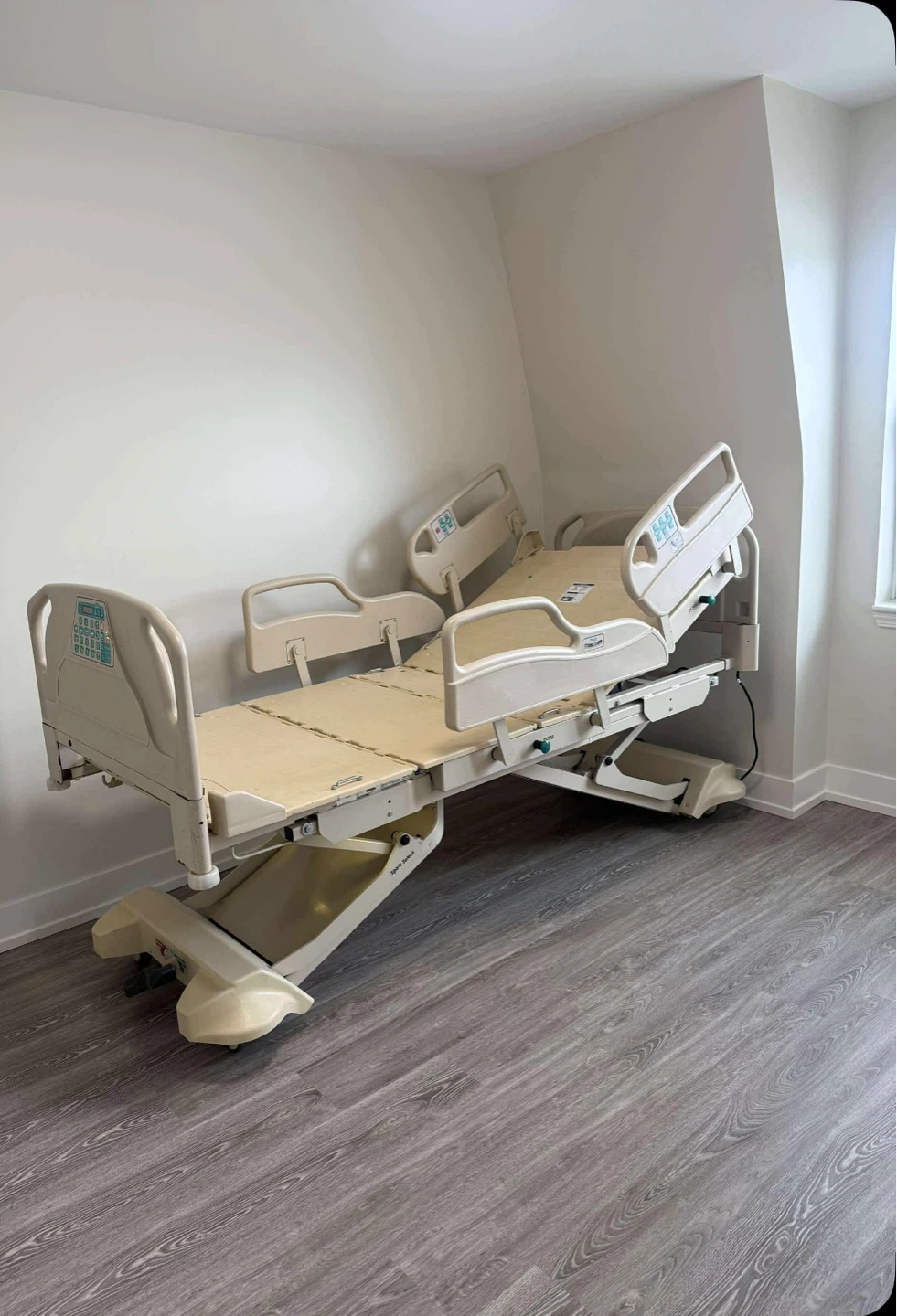 CHG Hospital Bed with Mattress - photo 5