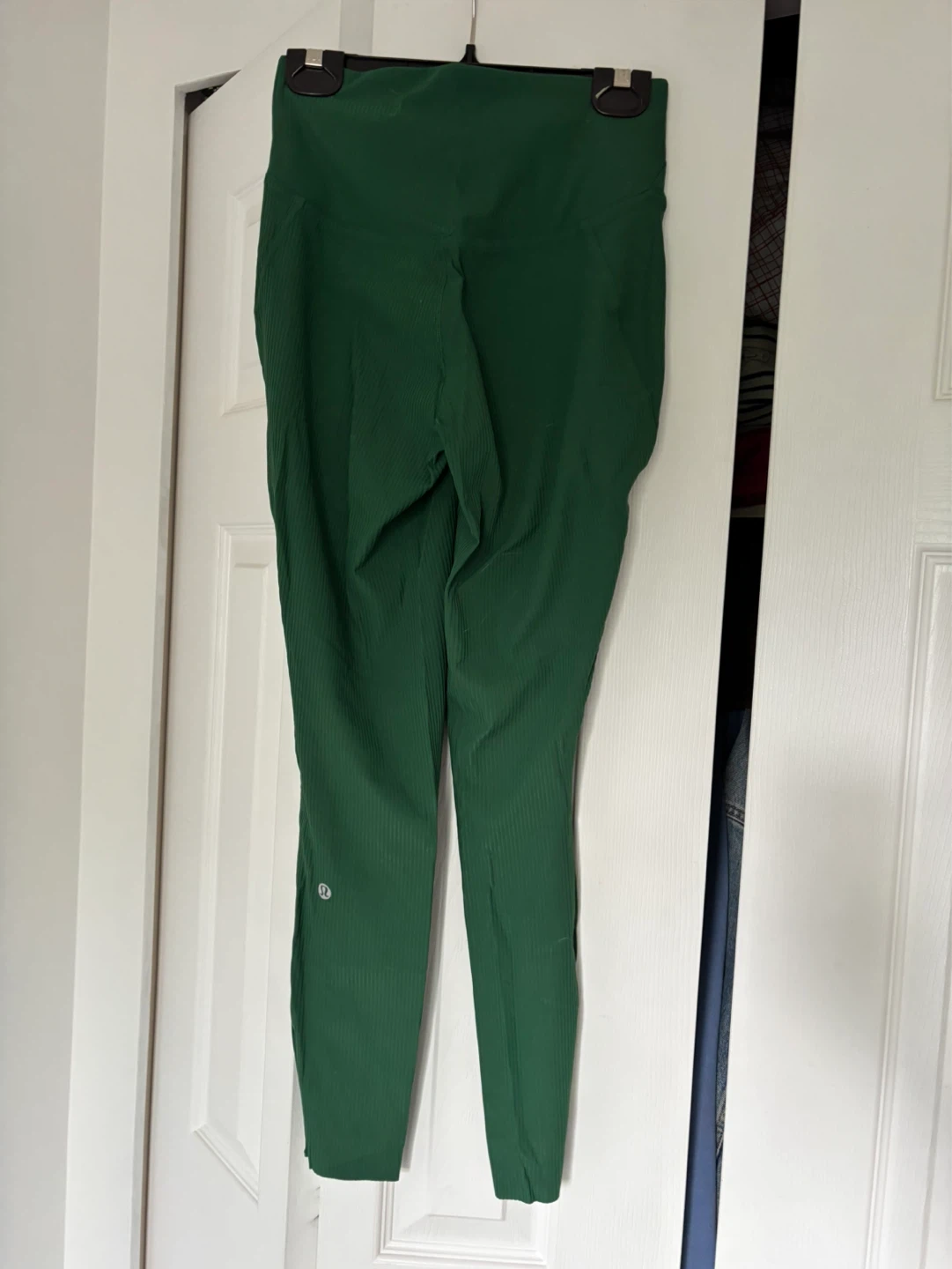 Lululemon Base Pace High-Rise Ribbed Tight 25" Green Size 4 - photo 3