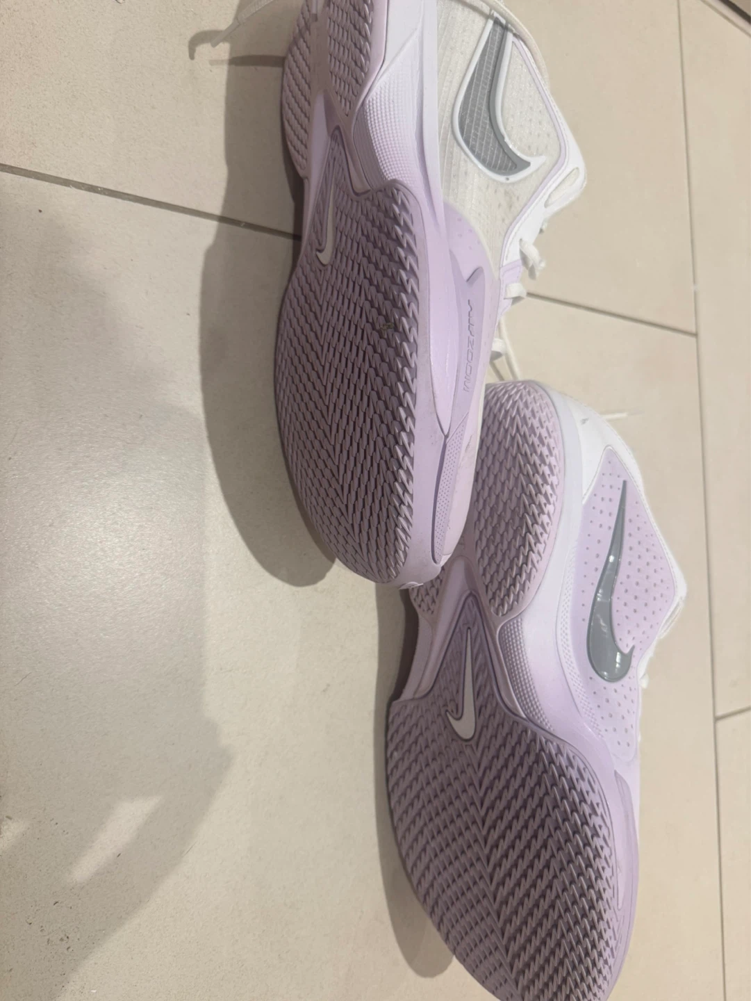 Nike GT cut men’s basketball shoes - photo 2