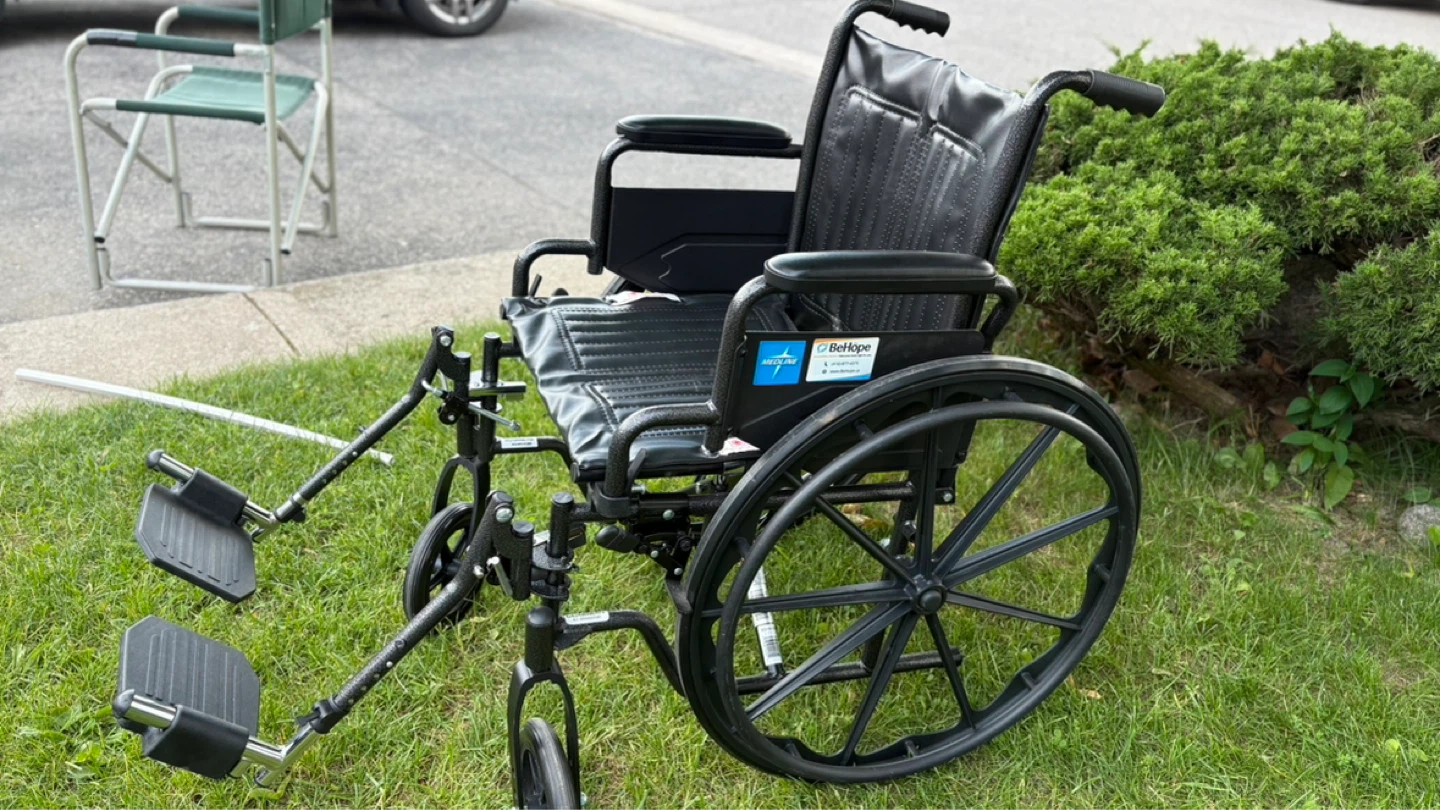 Black Folding Wheelchair - photo 4