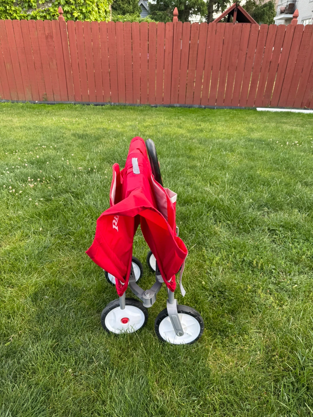 Radio Flyer Red Folding Wagon - photo 4