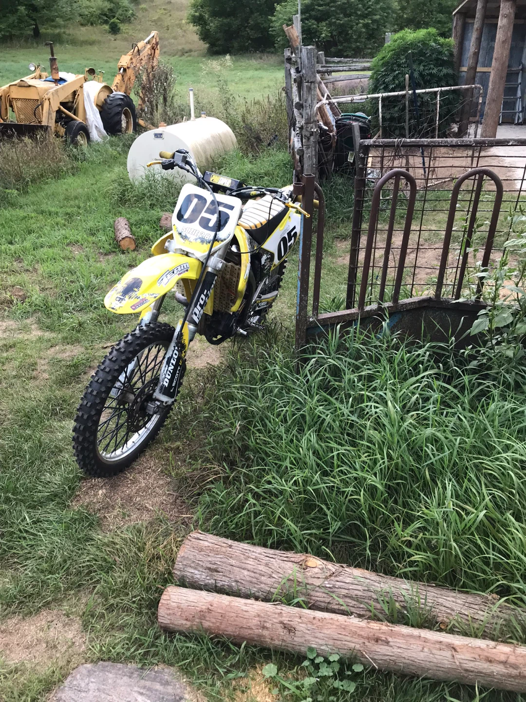Yellow Suzuki Dirt Bike - photo 3