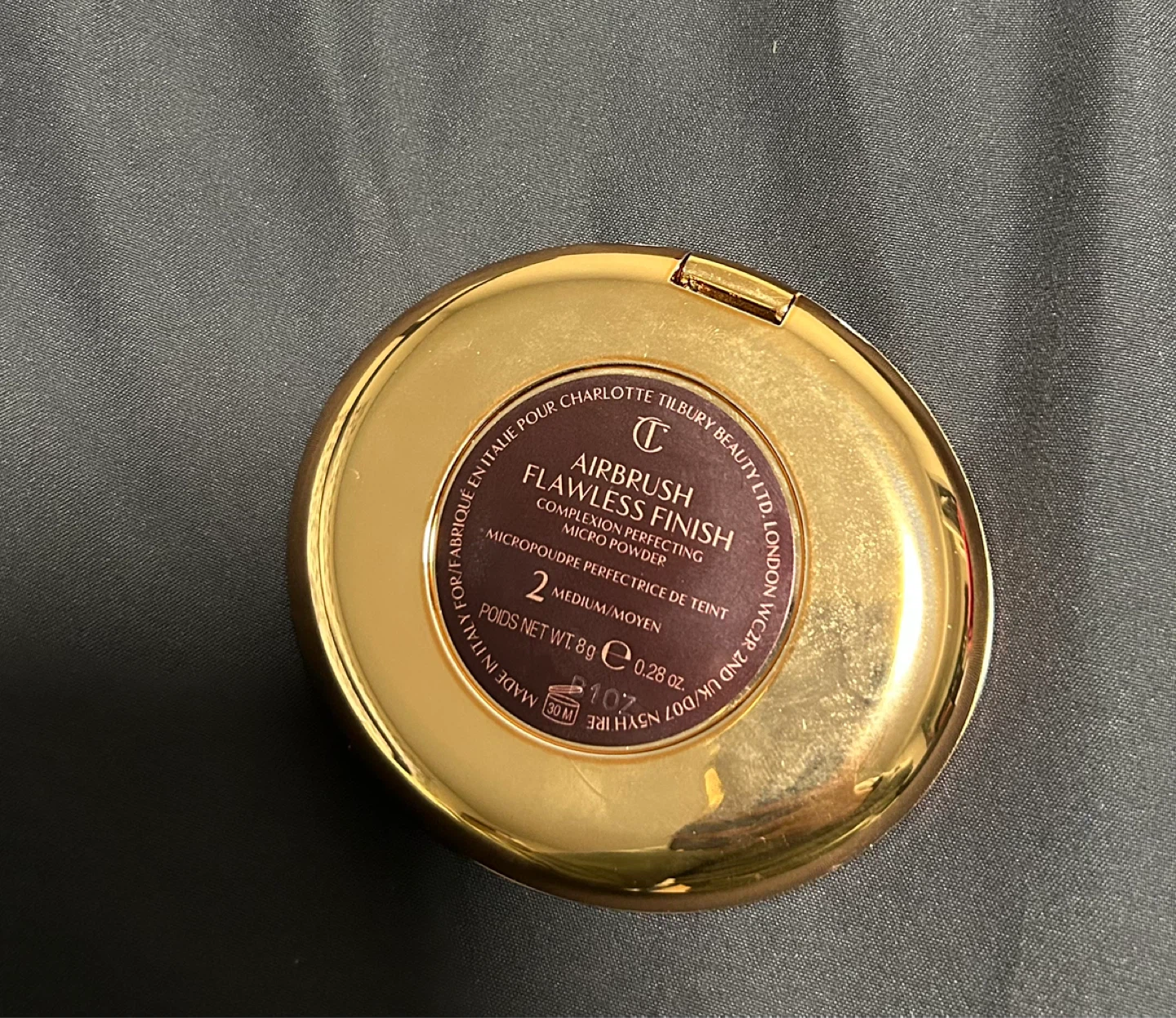 Charlotte Tilbury Airbrush Flawless Finish Powder - Medium/Moyen - photo 3