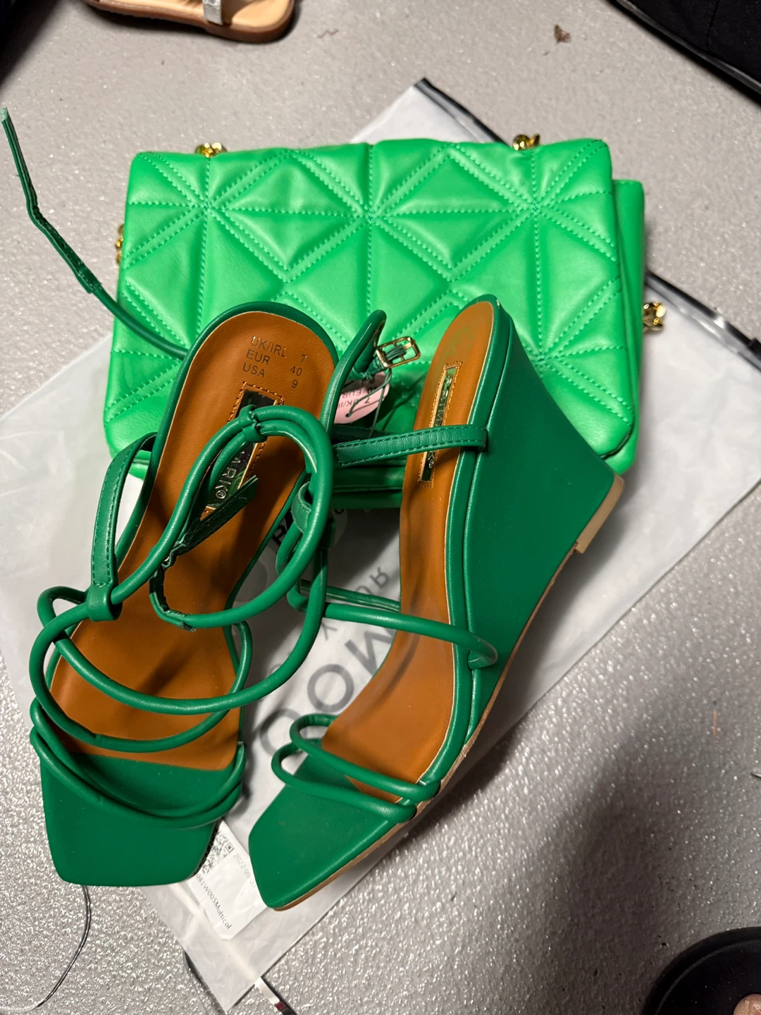 Green Quilted Handbag and Strappy Wedge Sandals Set - photo 2