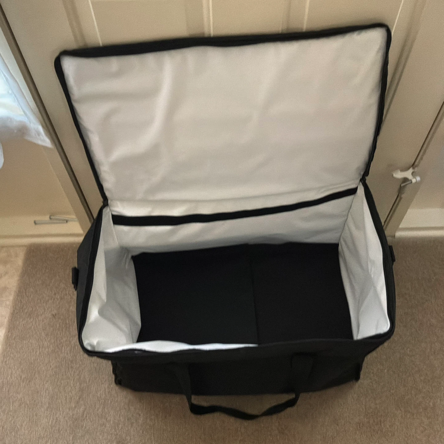 Black Insulated Delivery Bag - photo 2
