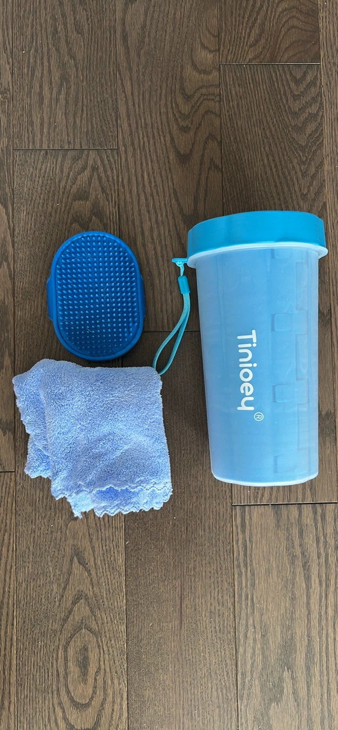 Tinioey Dog Paw Cleaner Cup Set