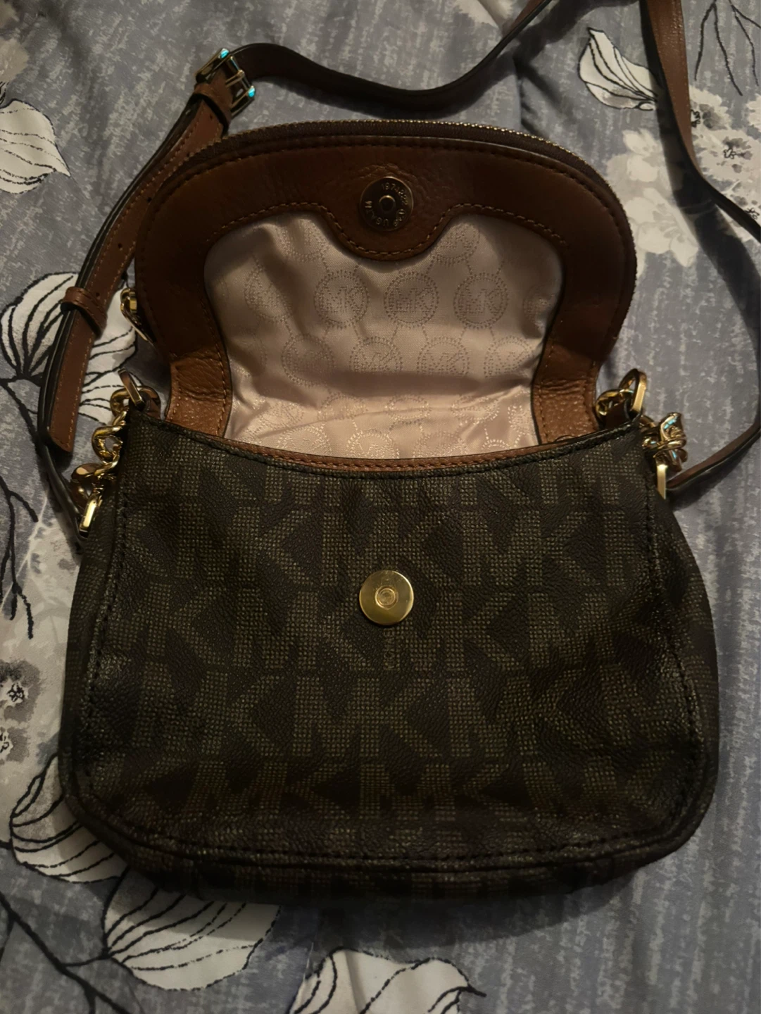 Michael Kors Small Brown Signature Logo Crossbody Bag - photo 4