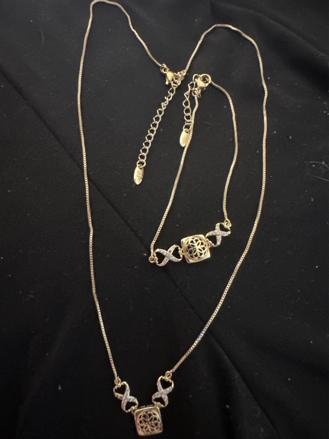 Gold-laminated Necklace and Bracelet Set