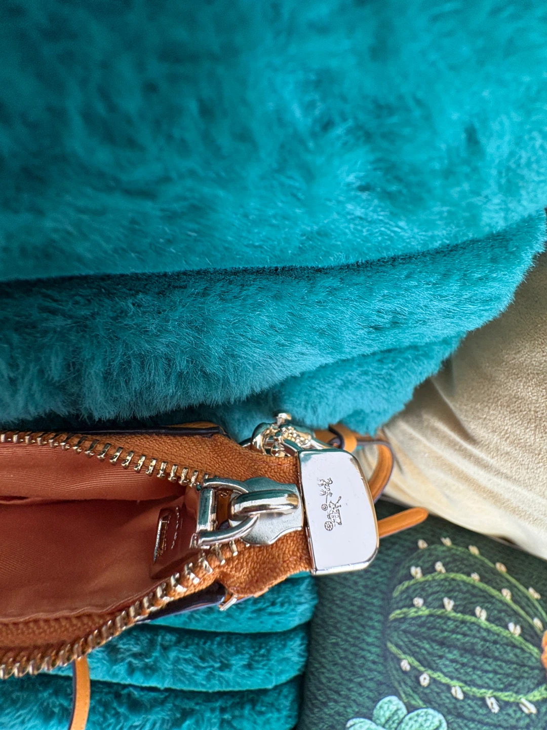 Coach Pebble Leather Crossbody Bag - photo 4