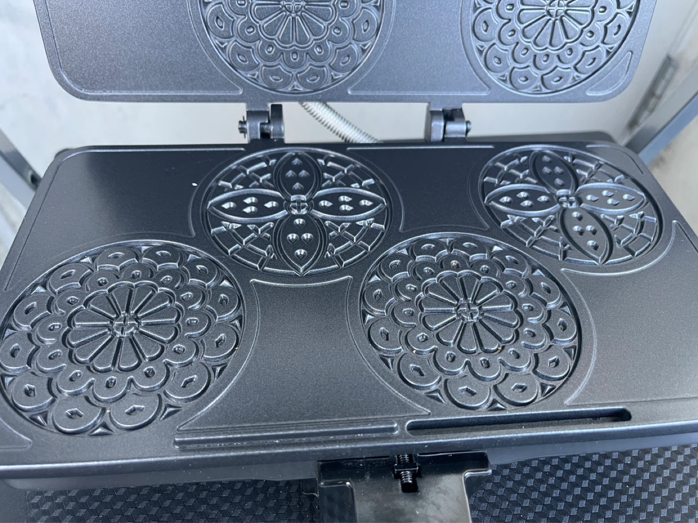 Mini Pizzelle Italian Waffle Iron Maker - photo 4