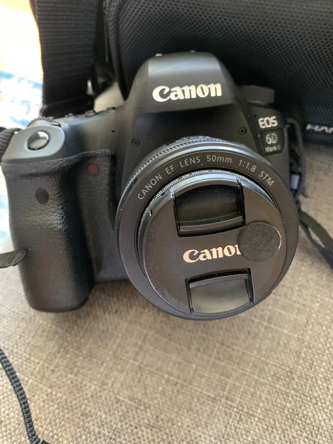 Canon EOS 6D Mark II DSLR Camera with 100mm Macro Lens - photo 2
