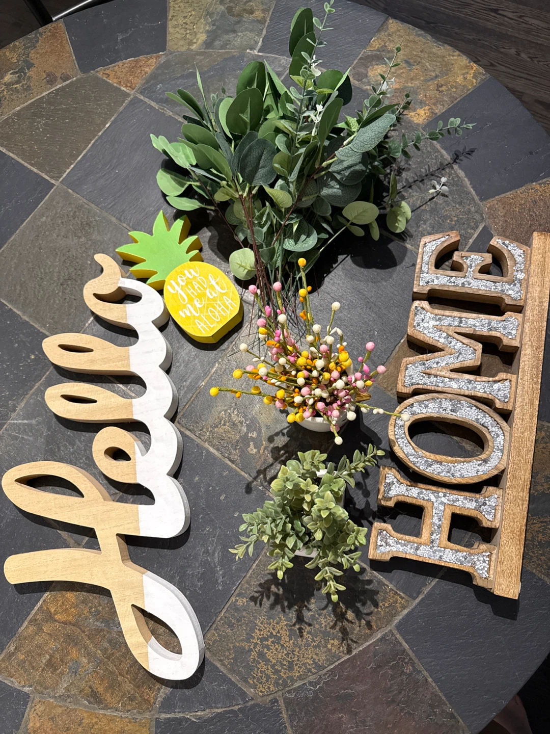 Home Decor Set - Faux Plants & Signs