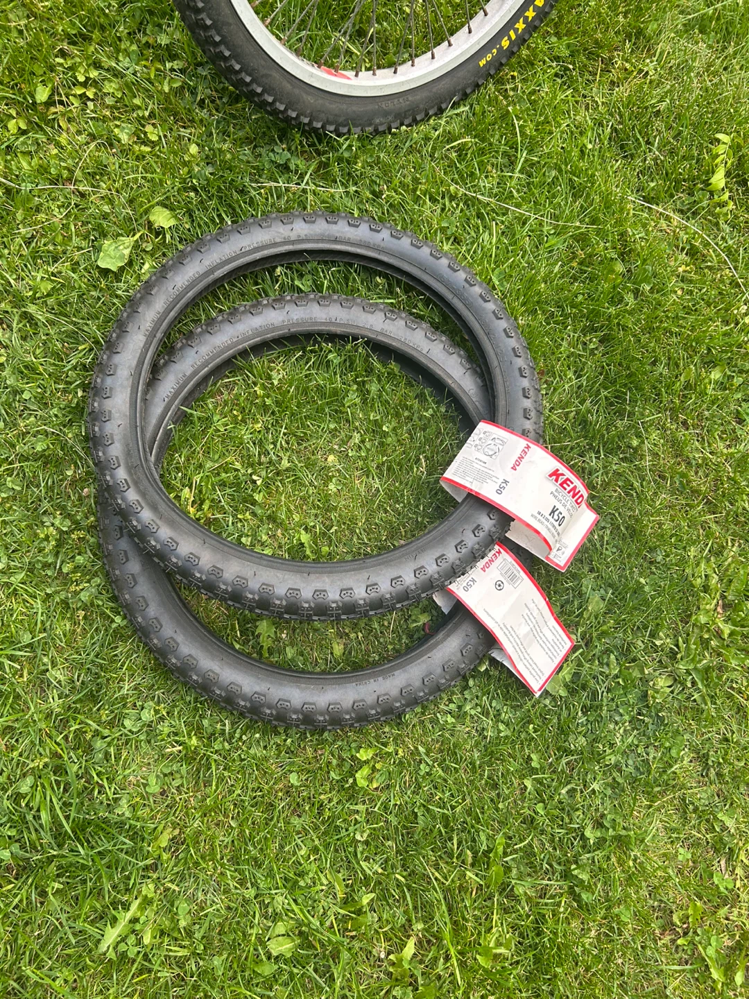Kenda K50 BMX Bike Tire - Black 18-in x 2.125-in - photo 2