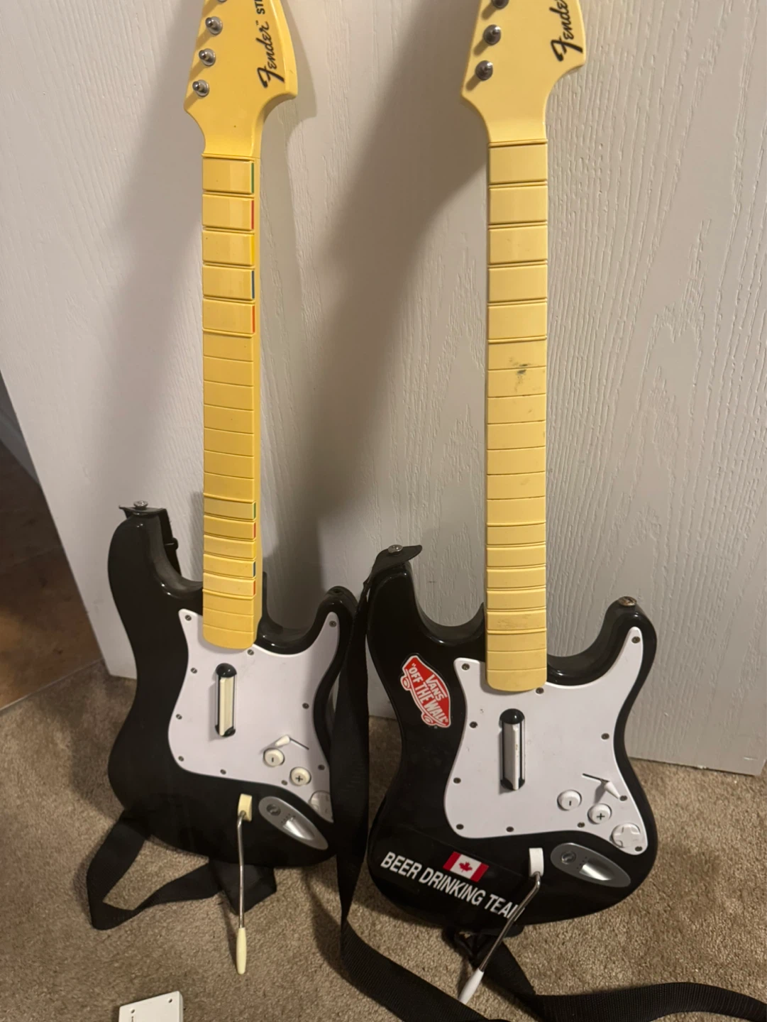 Nintendo Wii Guitar Hero with 2 Guitars - photo 4