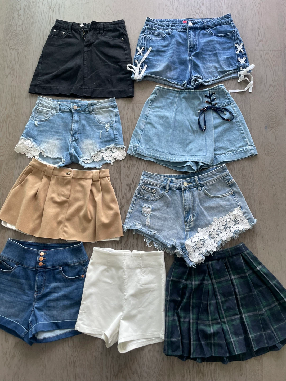 Bundle of Women's Shorts and Skirts, Size S - photo 4