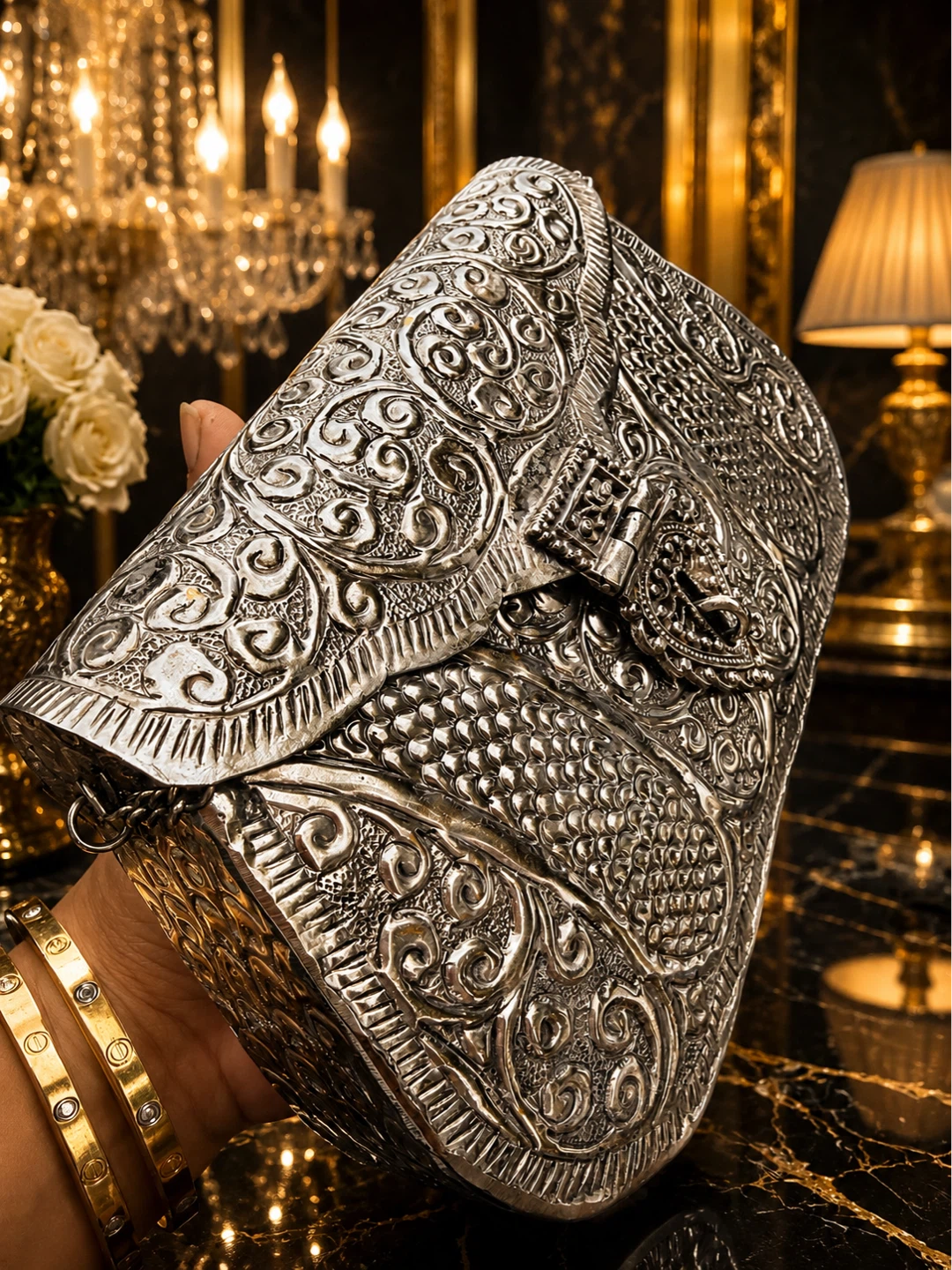 Ornate Silver Clutch Evening Bag - photo 3