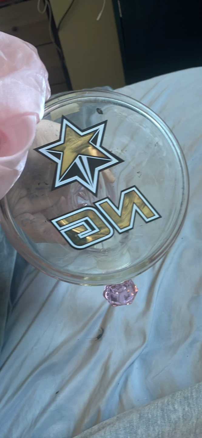 Nice Glass Pink Beaker Bong - photo 3