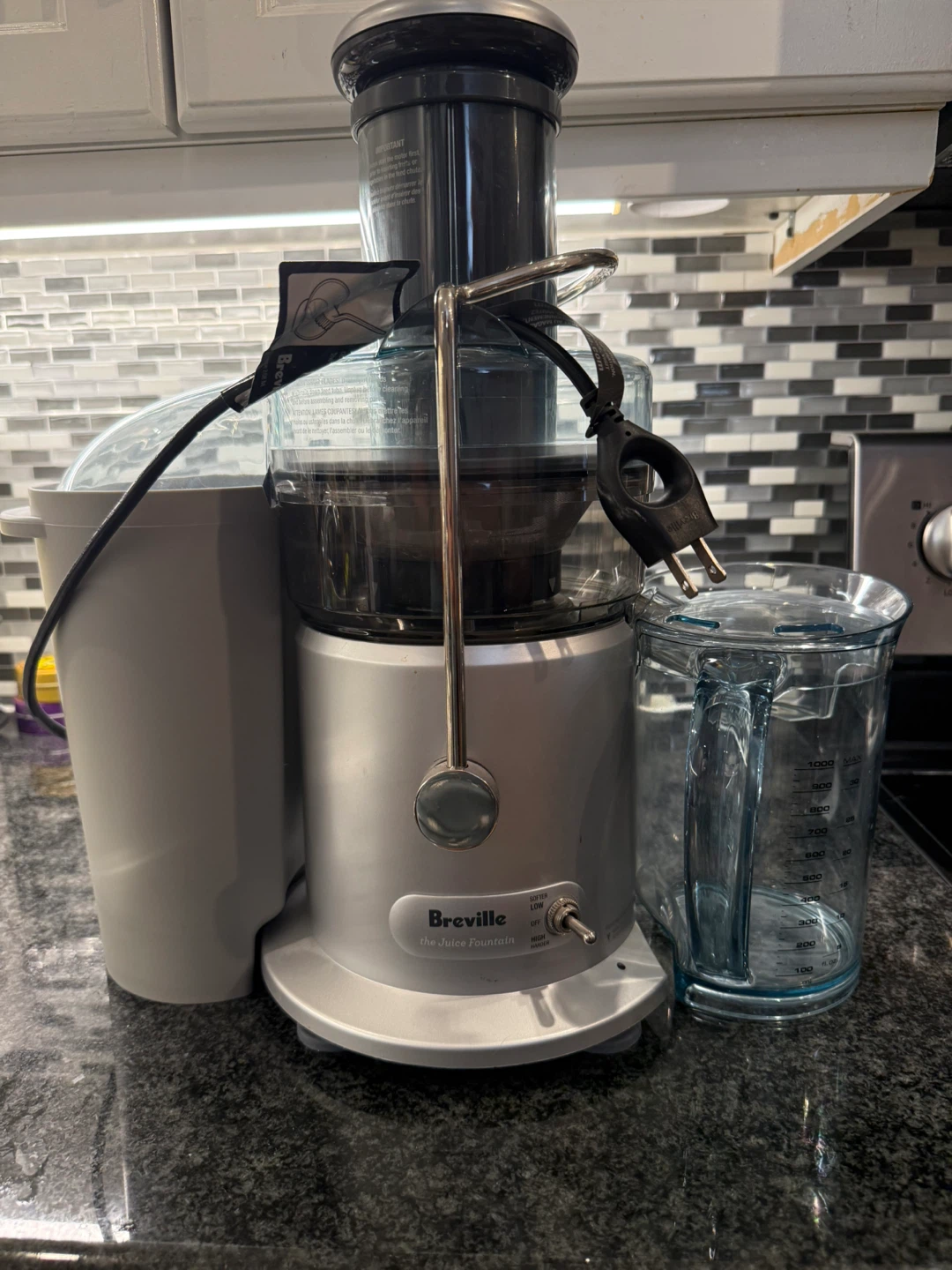 Breville the Juice Fountain Juicer