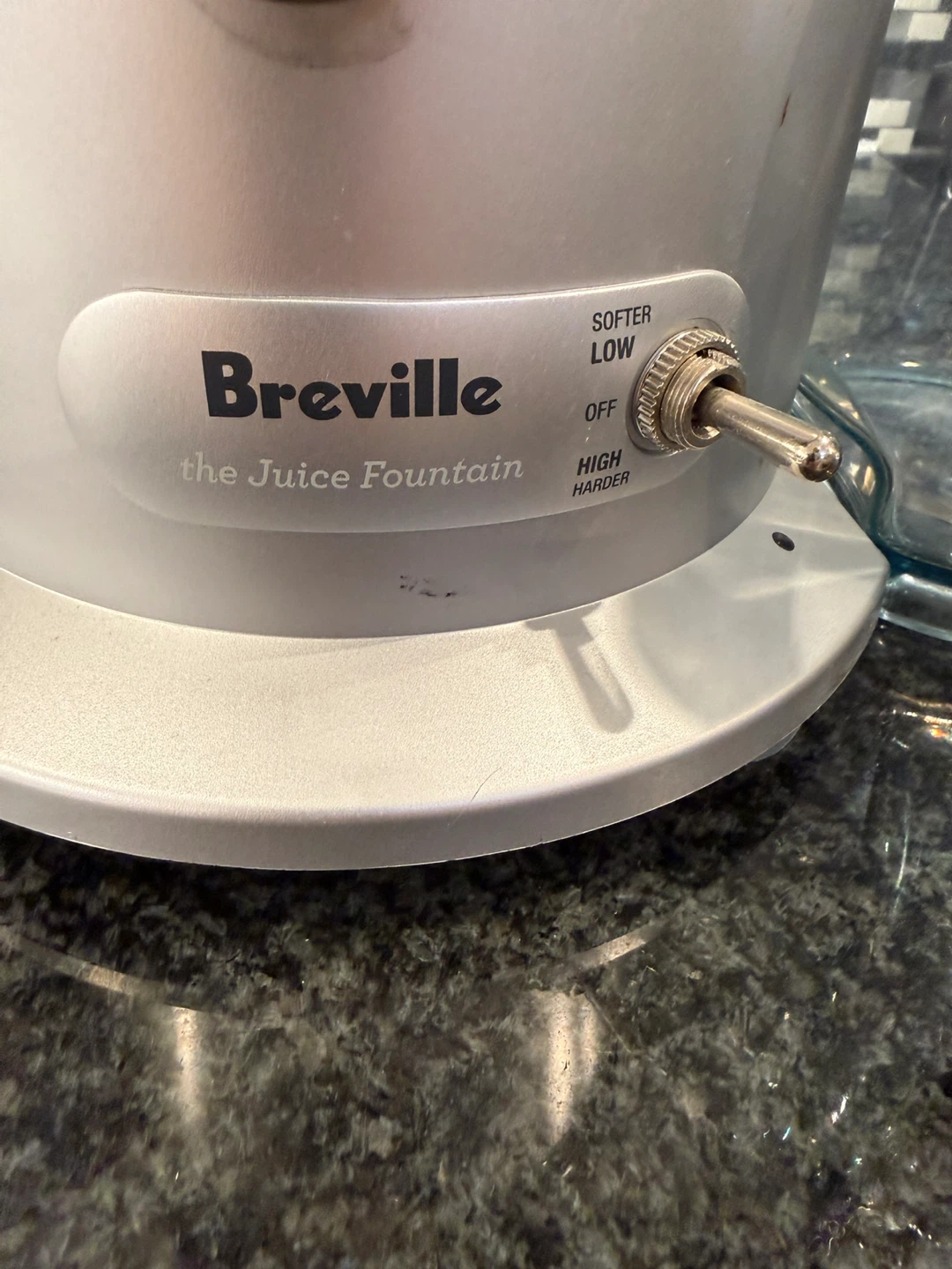 Breville the Juice Fountain Juicer - photo 2