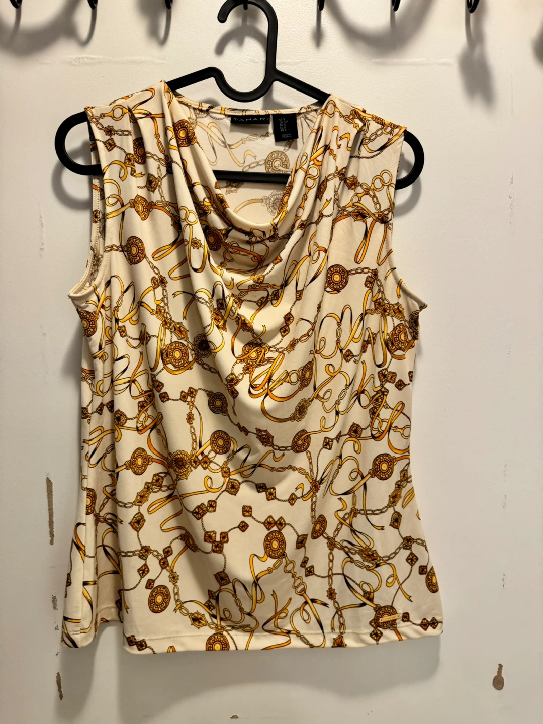 Sleeveless Cowl Neck Top - Chain Print