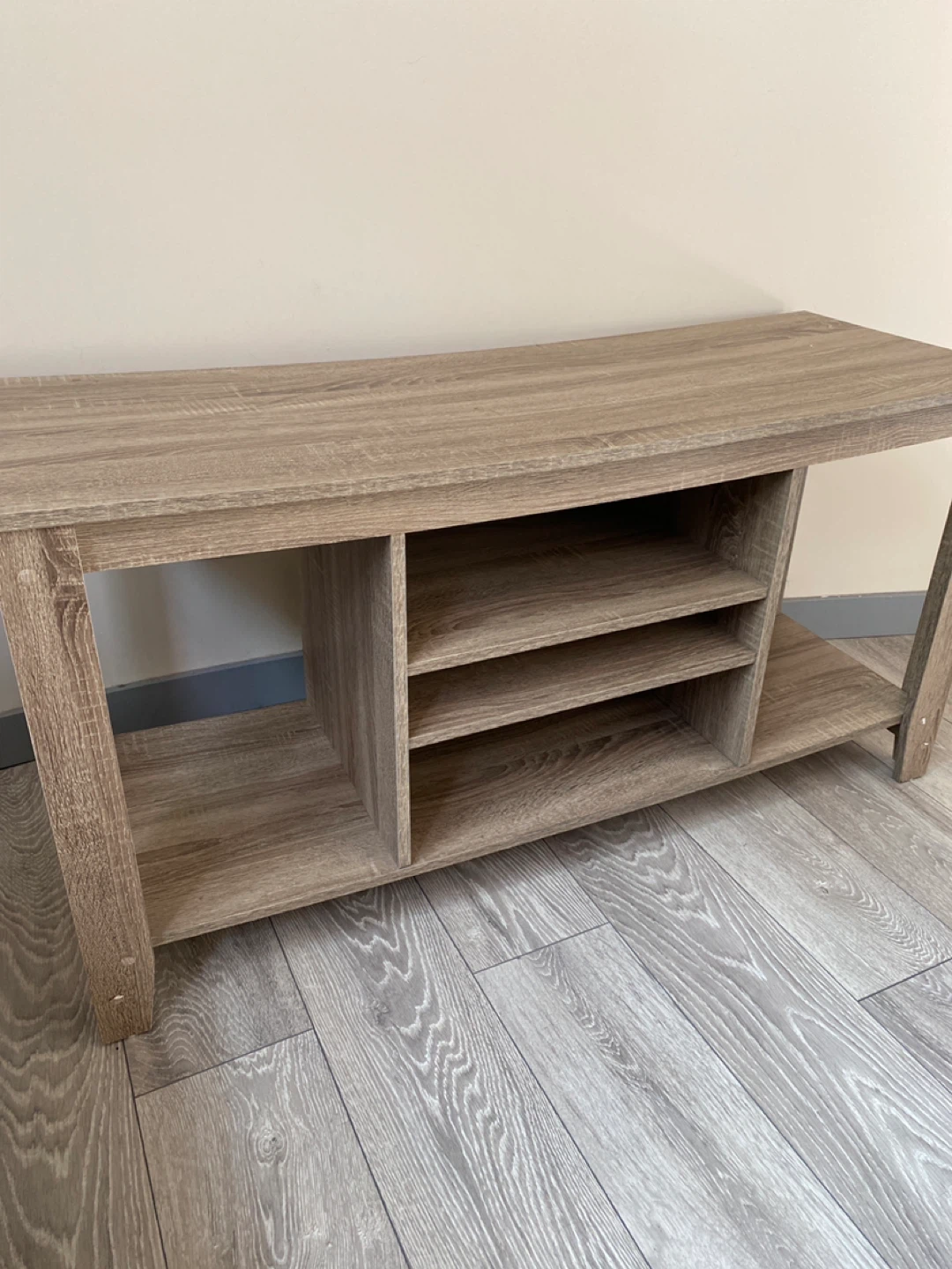 Wood-look TV Stand with Shelves