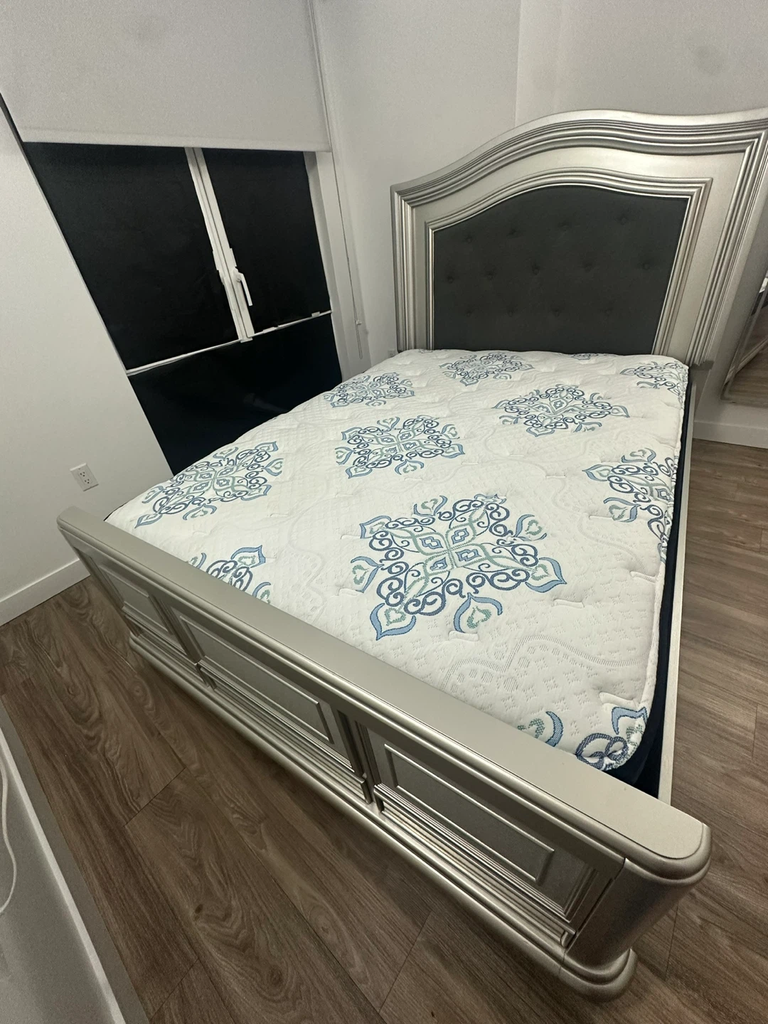 Cama