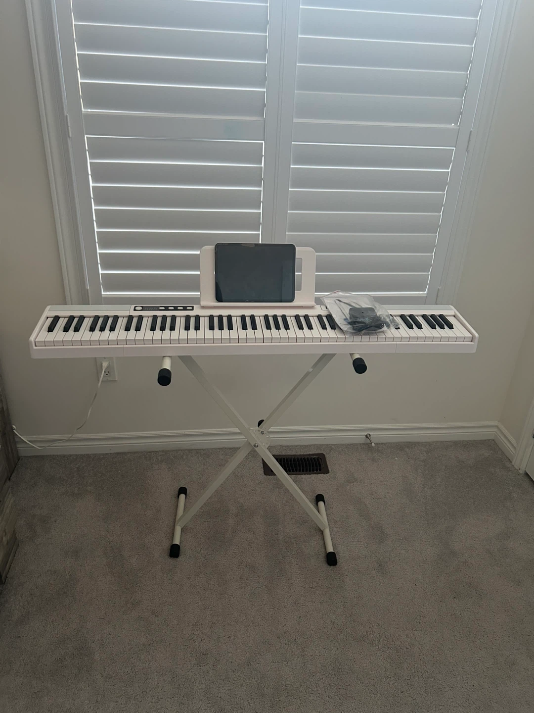 Donner Keyboard with Stand and Tablet Holder