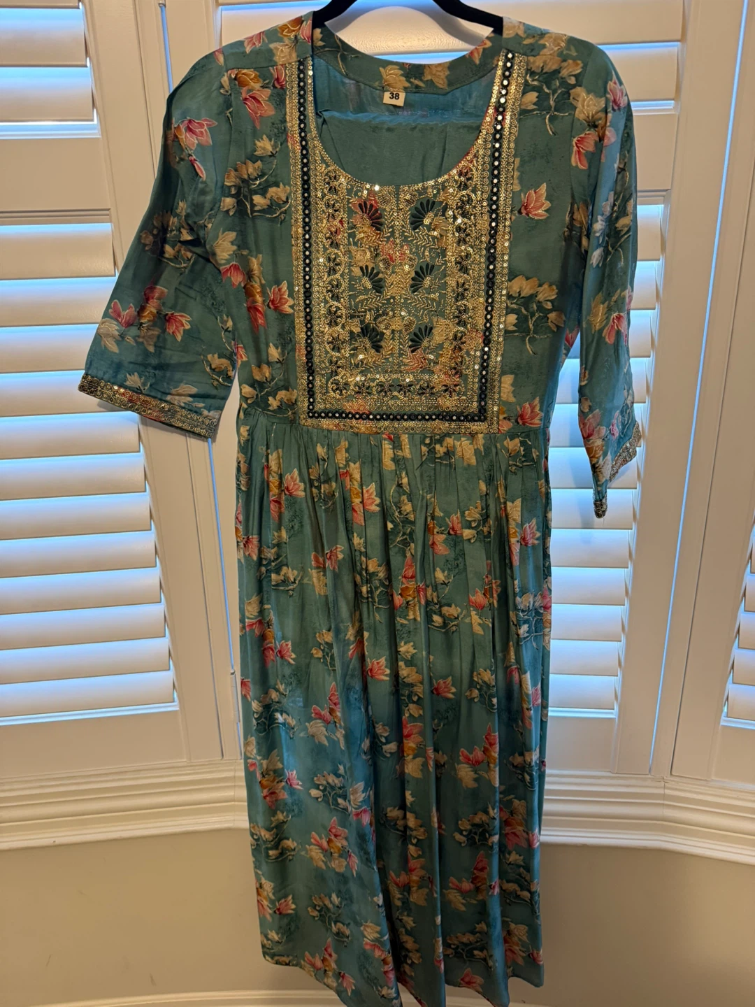 Floral Print Kurti with Scarf and Trousers