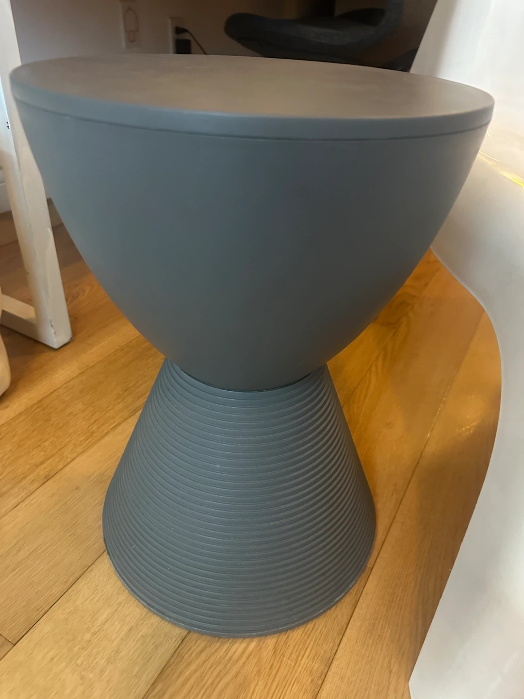 VINTAGE IKEA PS VAGO OUTDOOR LOUNGE CHAIR + PATIO SIDE TABLE - photo 2