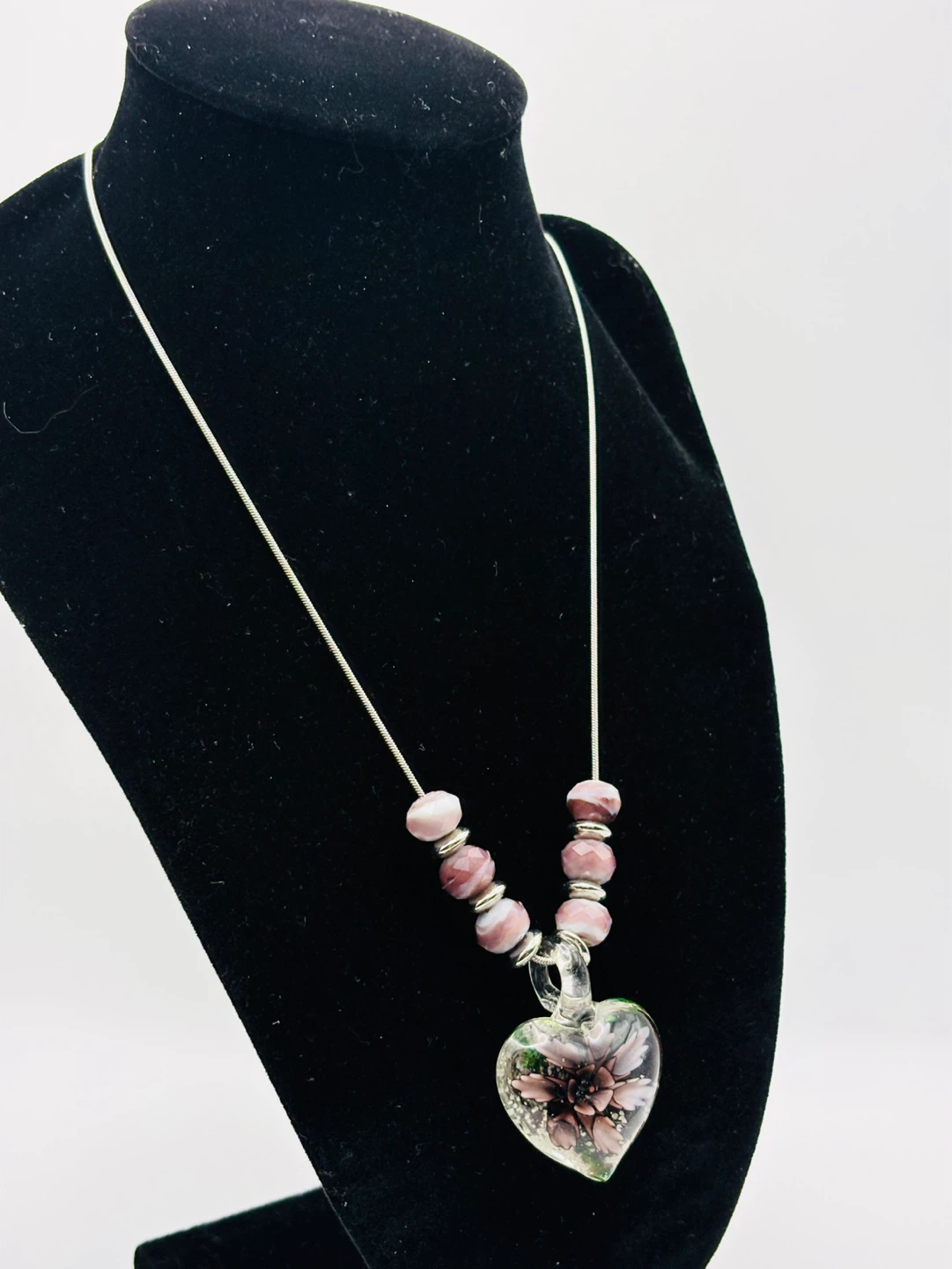 Vintage Glass Heart Flower Pendant Necklace with Beads - photo 3