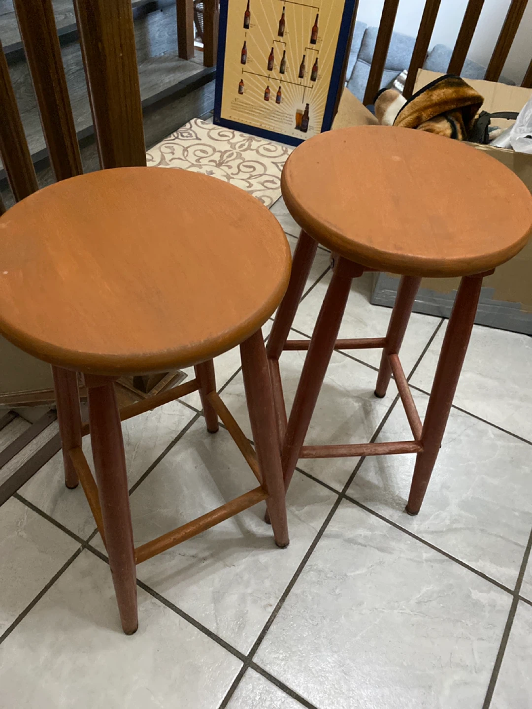 Set of 2 Wooden Bar Stools