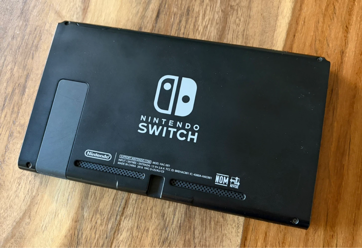 Nintendo Switch complete bundle with extra Joy-Cons and case - photo 5