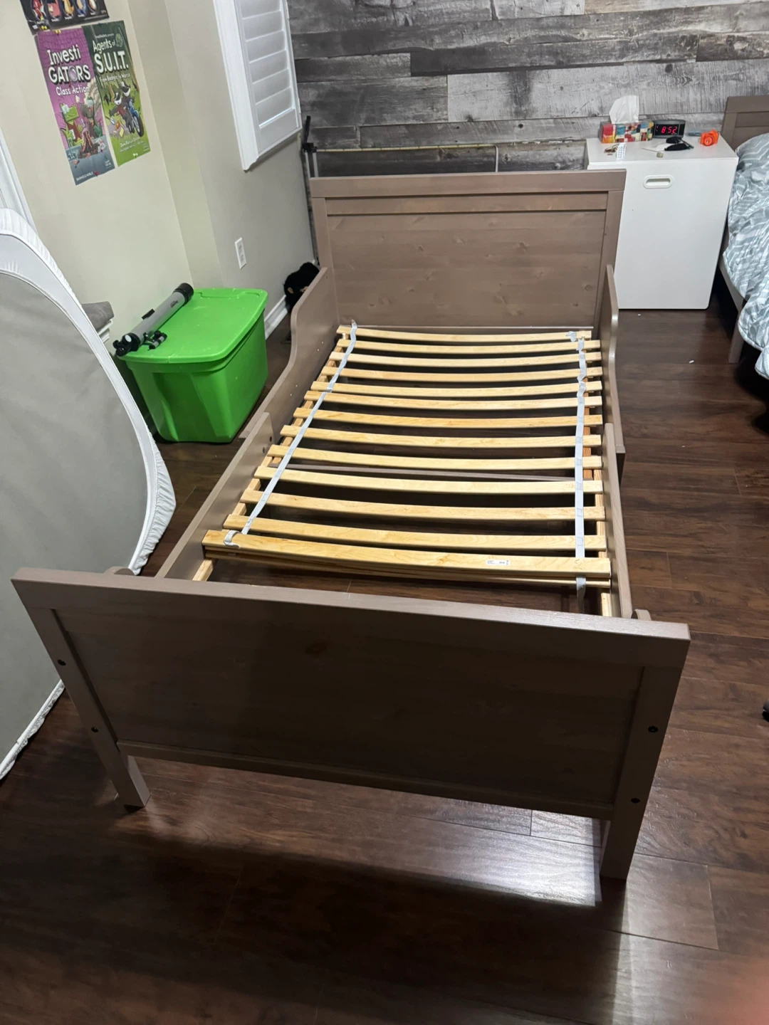 Wooden Toddler Bed Frame - photo 2