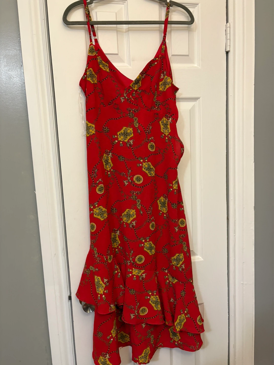 Red Chain Print Ruffle Dress - photo 3