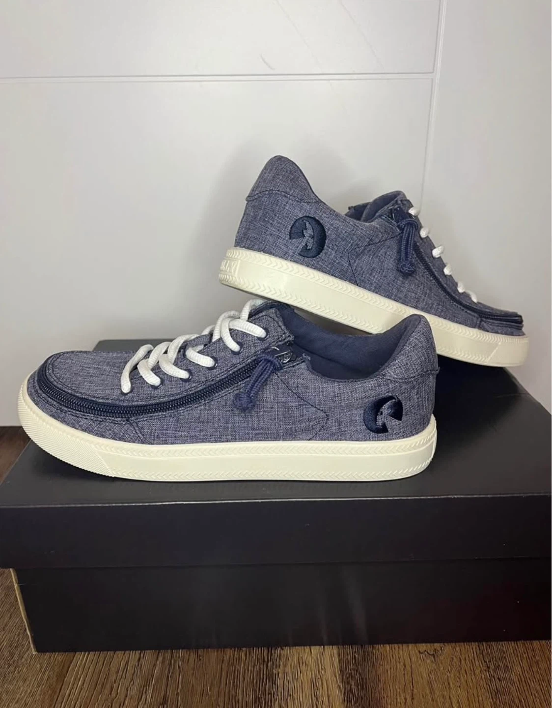 BILLY Footwear Classic Shoes - Woman’s Size 6.5