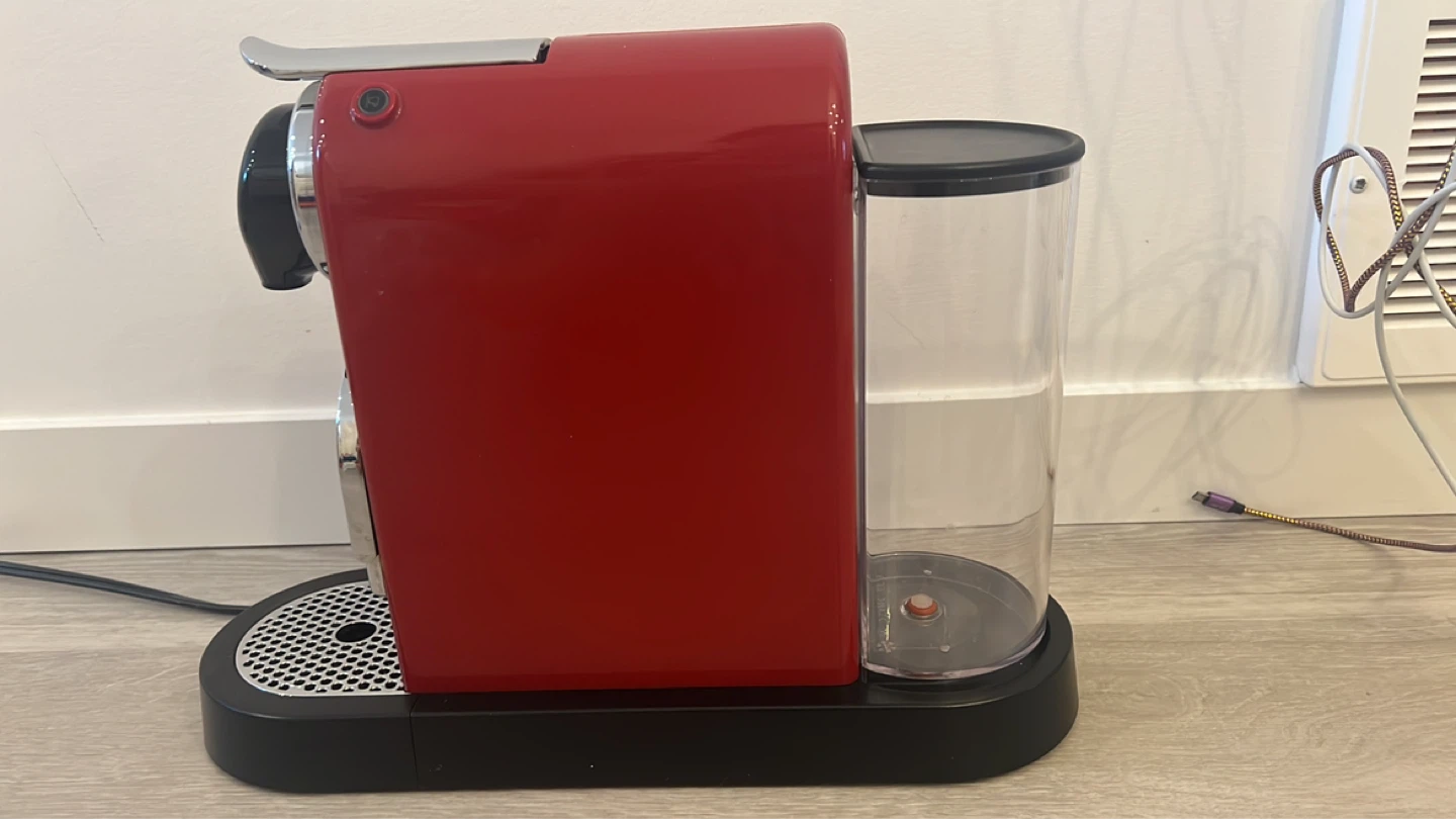 De'Longhi Nespresso CitiZ, Red,$90 - photo 2