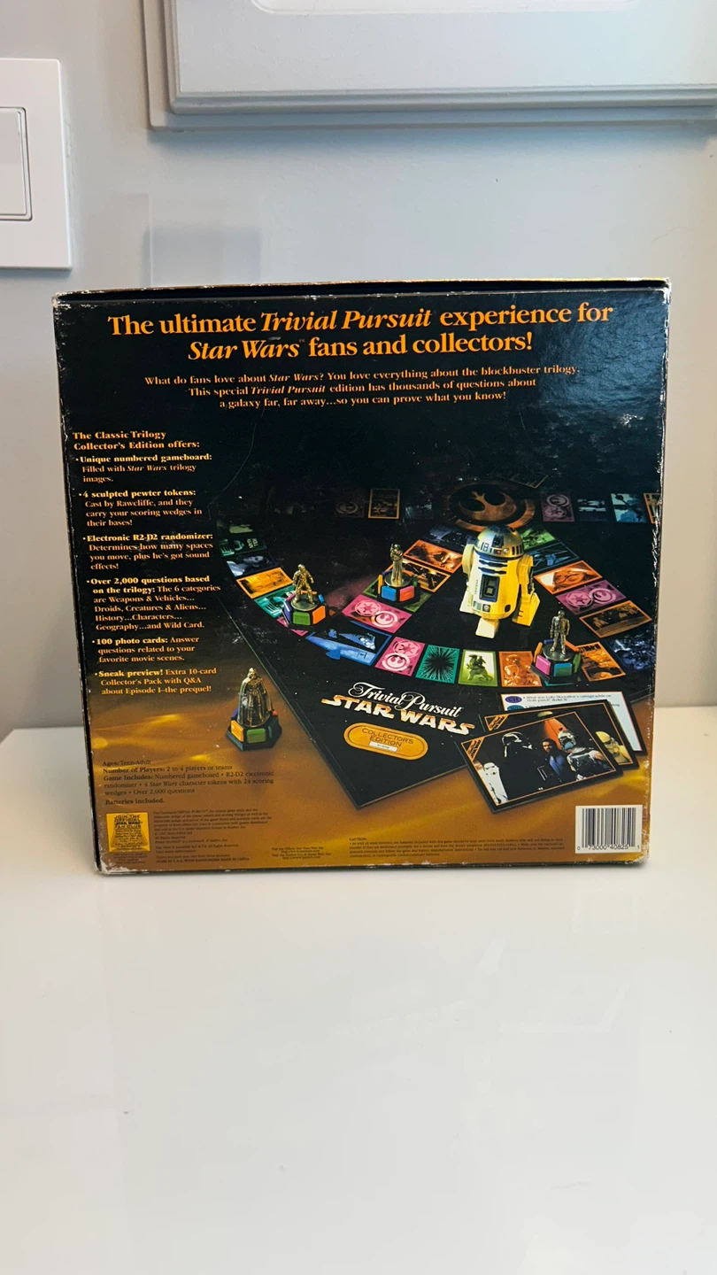 STAR WARS TRIVIAL PURSUIT CLASSIC TRIOLOGY COLLECTOR’S EDITION - photo 2