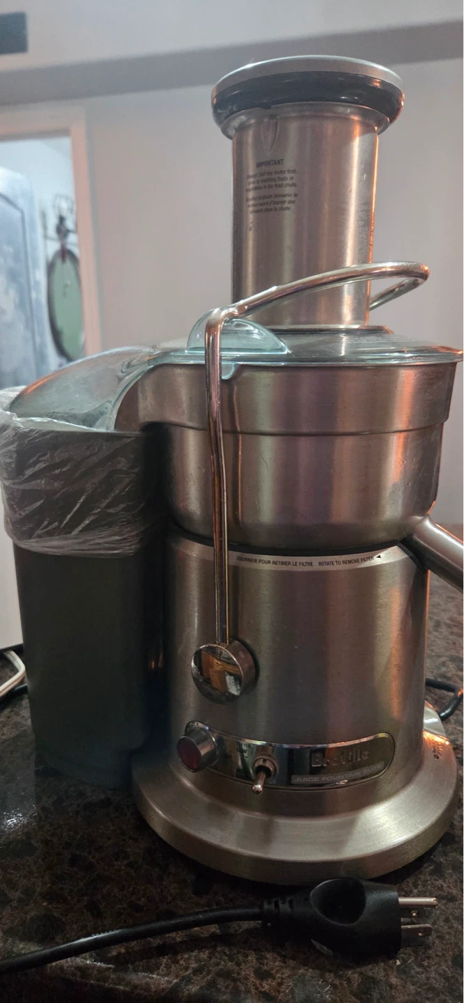 Breville Juicer