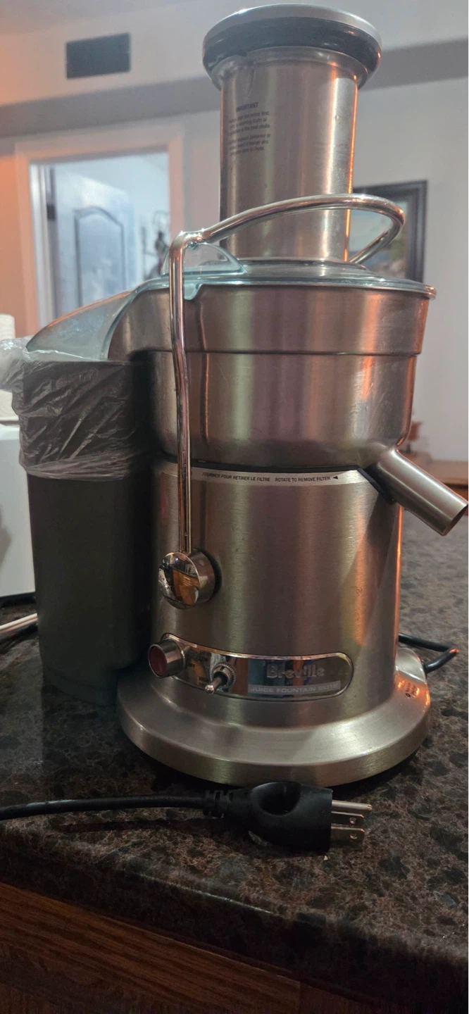 Breville Juicer - photo 2