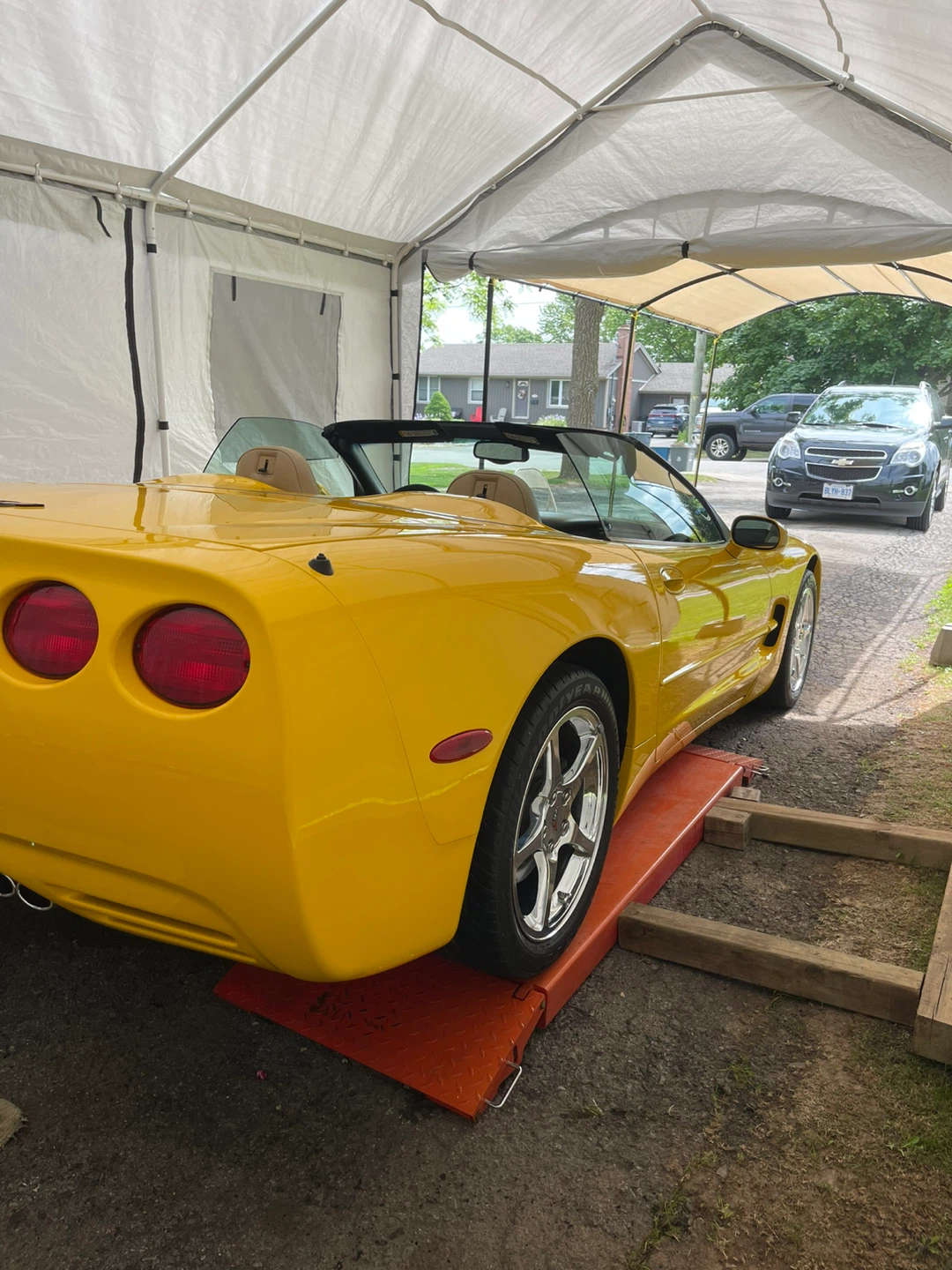 Yellow Chevrolet Corvette Convertible - photo 5