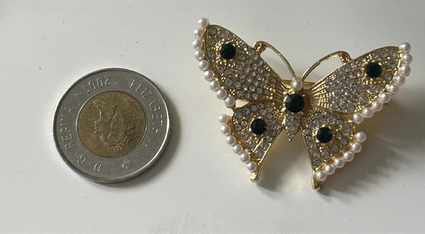 Gold Tone Butterfly Brooch with Pearls and Rhinestones - photo 2