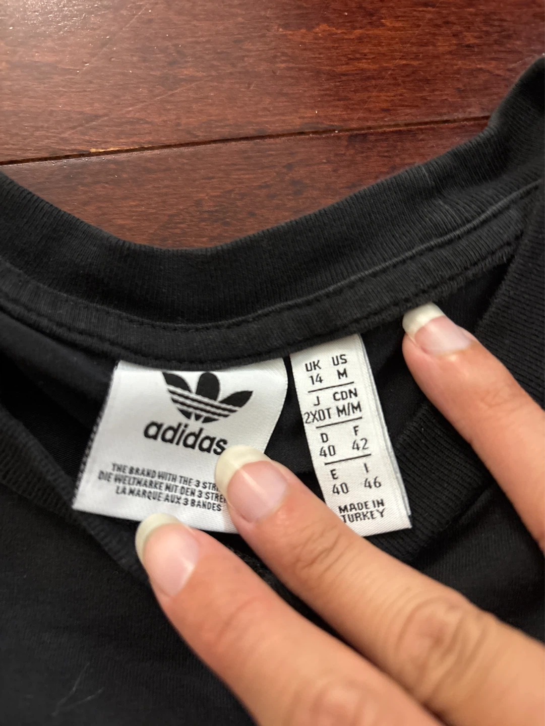Adidas black crop top - photo 3